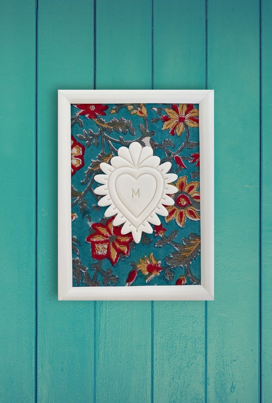 Cadre ex-voto en argile