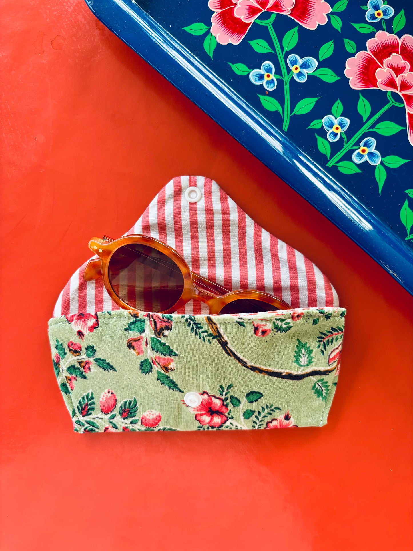 Etui à lunettes vert clair